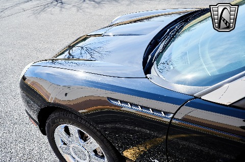2004 Ford Thunderbird image 48