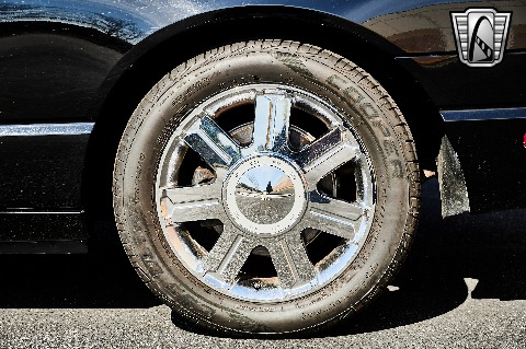 2004 Ford Thunderbird image 131