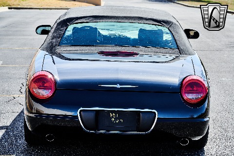 2004 Ford Thunderbird image 80