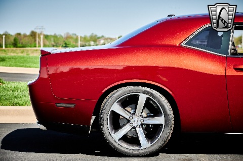 2014 Dodge Challenger image 30