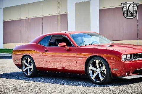 2014 Dodge Challenger image 33