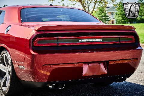 2014 Dodge Challenger image 39