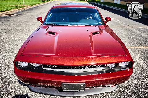 2014 Dodge Challenger image 41