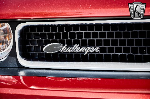 2014 Dodge Challenger image 44