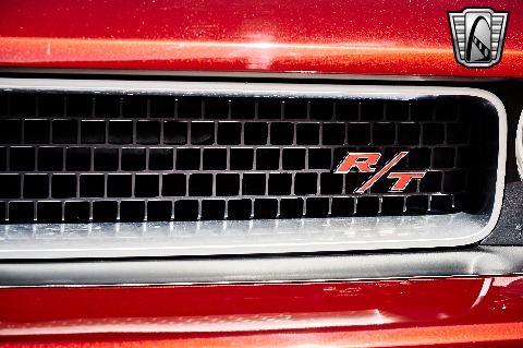 2014 Dodge Challenger image 45