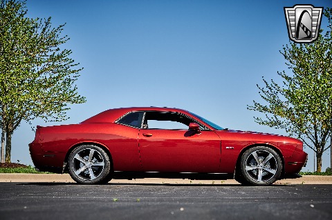 2014 Dodge Challenger image 20