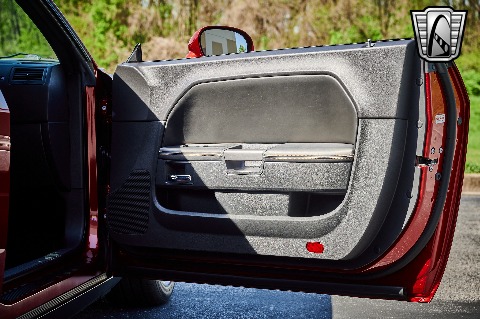 2014 Dodge Challenger image 98