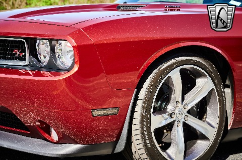 2014 Dodge Challenger image 47