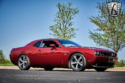 2014 Dodge Challenger image 23