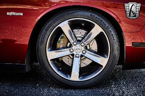 2014 Dodge Challenger image 127