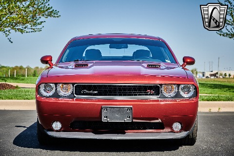 2014 Dodge Challenger image 25