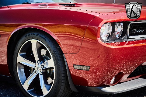 2014 Dodge Challenger image 79