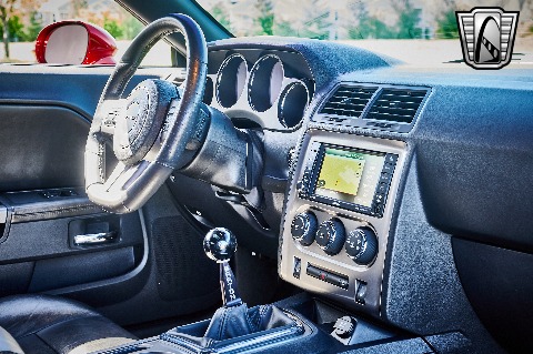 2014 Dodge Challenger image 106