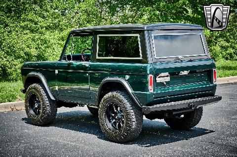 1975 Ford Bronco image 9