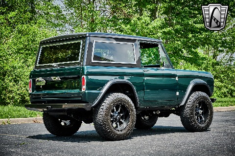 1975 Ford Bronco image 16