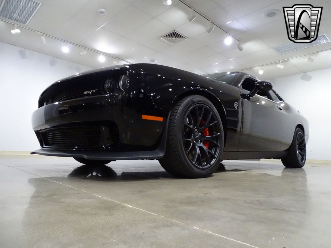 2015 Dodge Challenger 34
