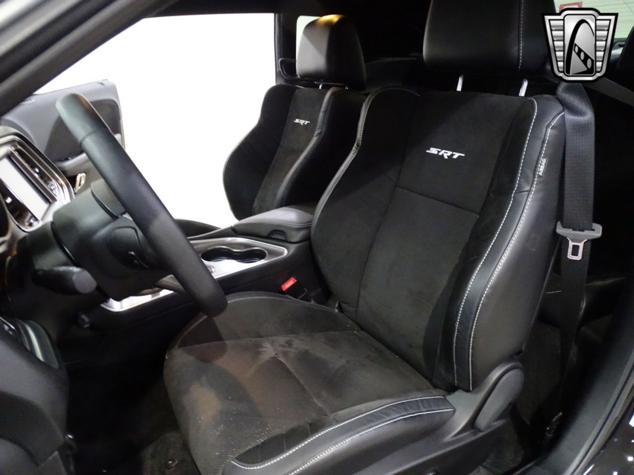 2015 Dodge Challenger 20