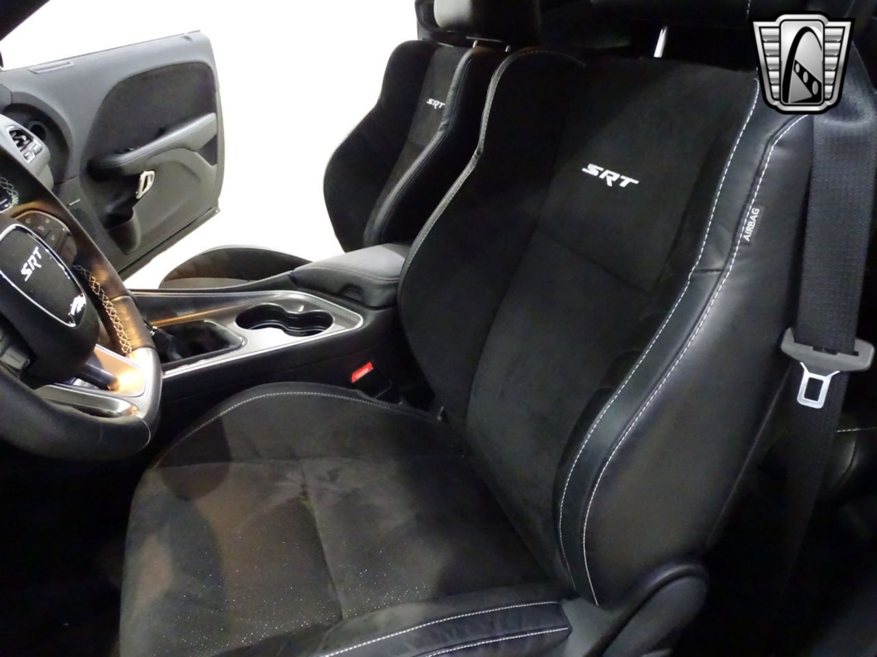 2015 Dodge Challenger 21