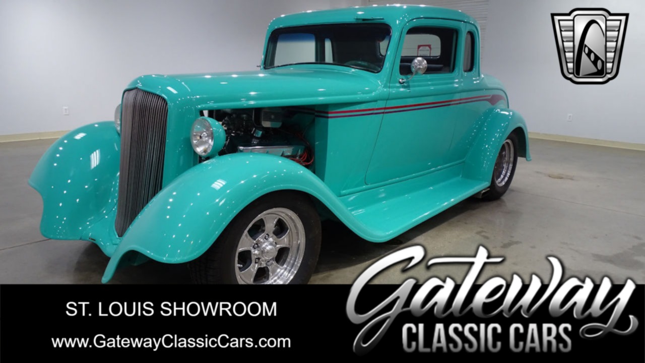 1933 Plymouth Coupe 1