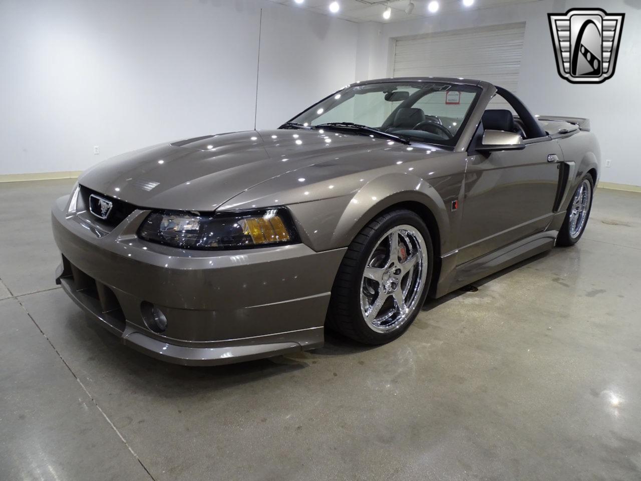 2002 Ford Mustang 33