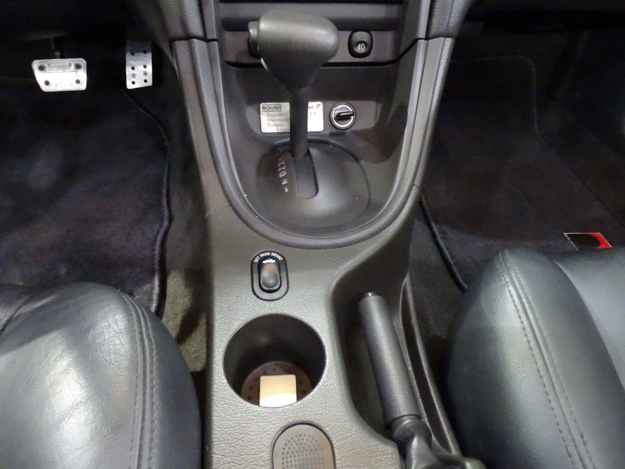 2002 Ford Mustang 23