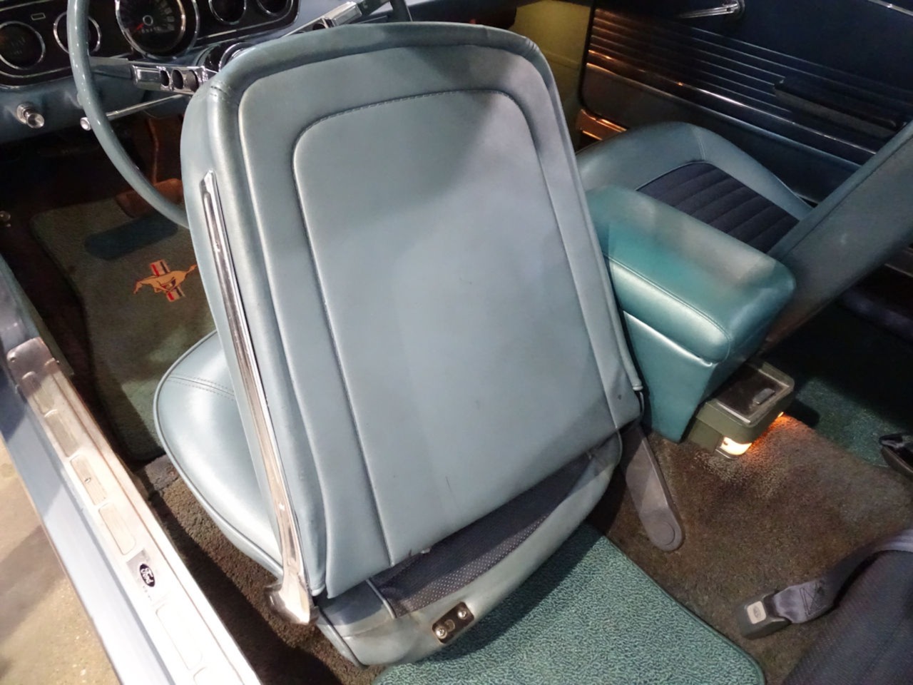 1966 Ford Mustang 12