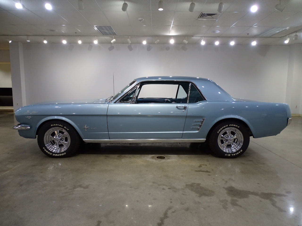 1966 Ford Mustang 33