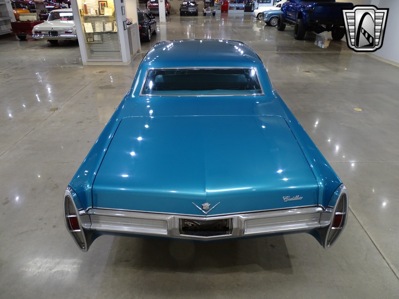 1967 Cadillac Sedan DeVille 38