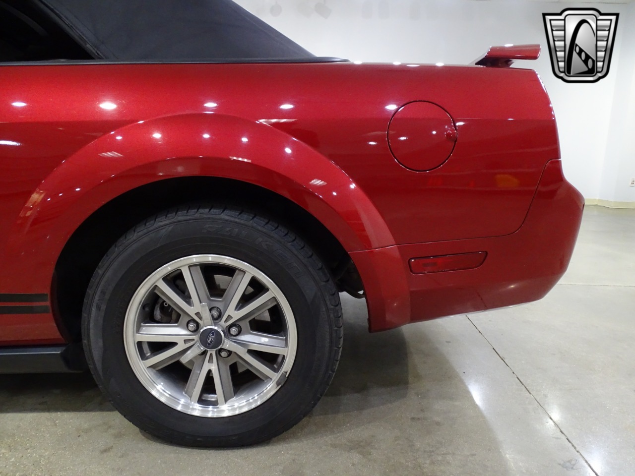 2005 Ford Mustang 53