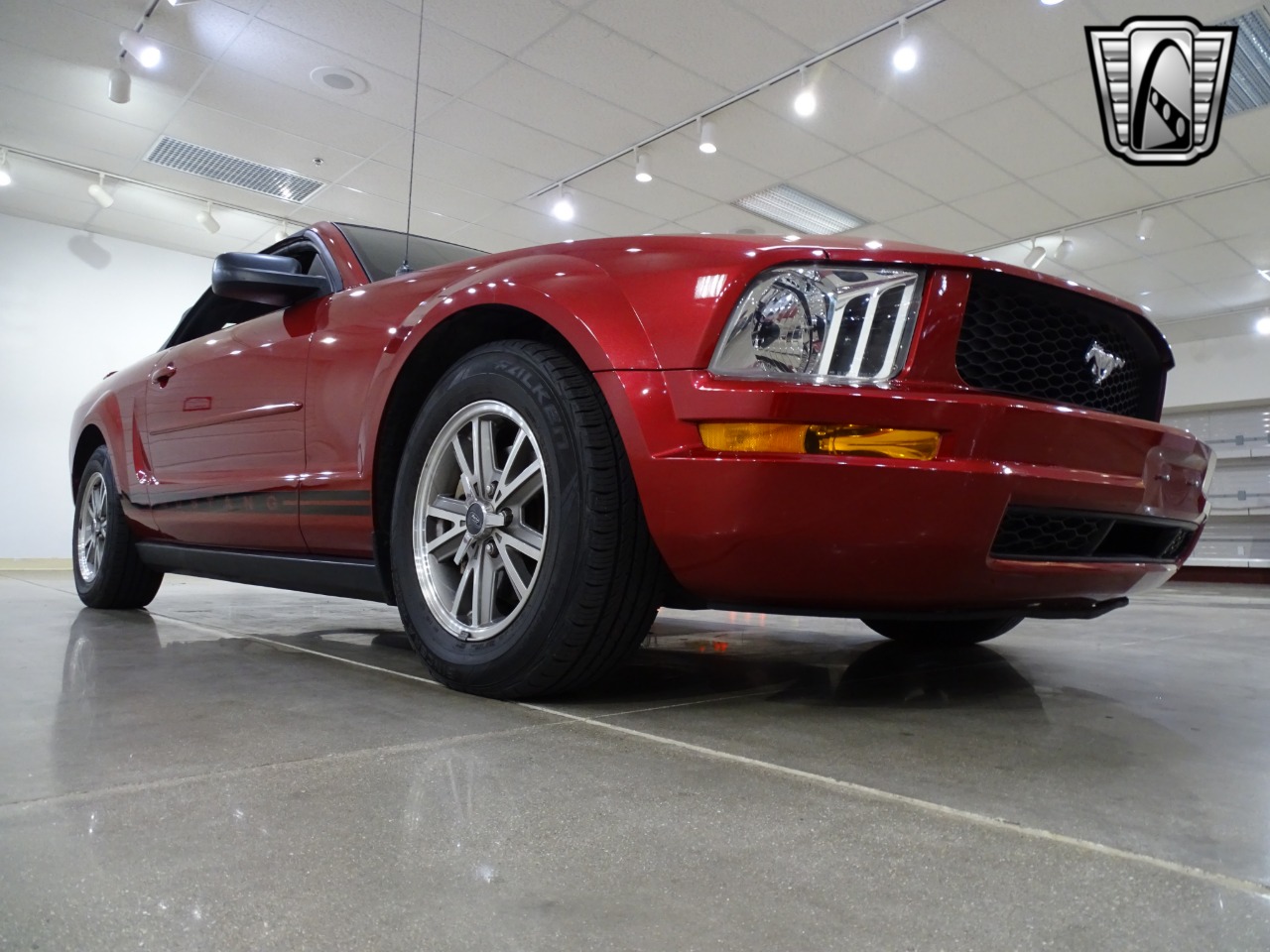 2005 Ford Mustang 45