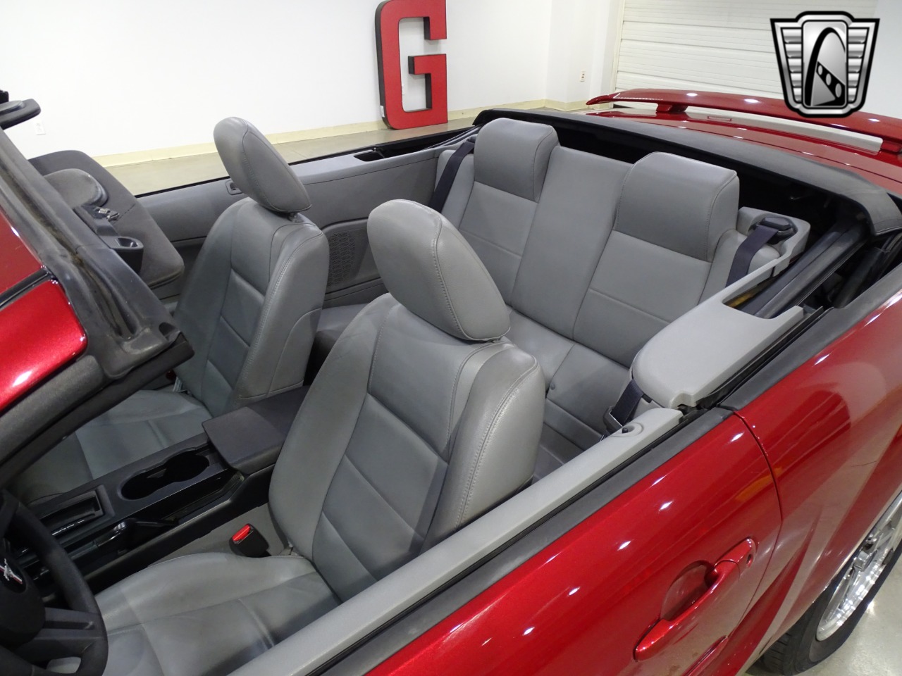 2005 Ford Mustang 98