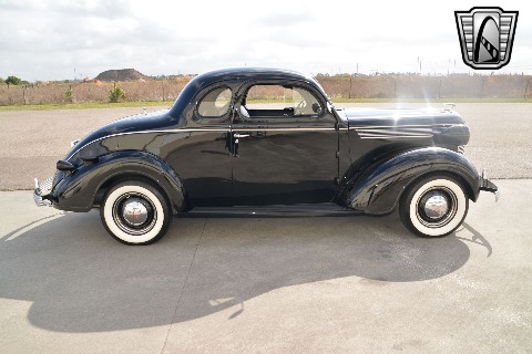1937 DeSoto Rumble Seat Coupe image 6