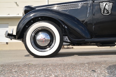1937 DeSoto Rumble Seat Coupe image 12
