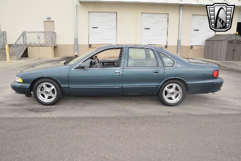 1996 Chevrolet Impala image 4