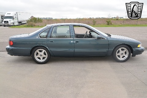 1996 Chevrolet Impala image 6
