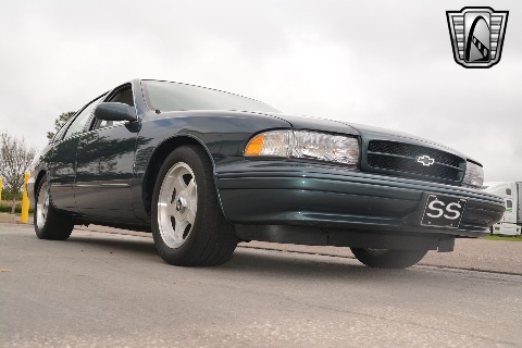 1996 Chevrolet Impala image 8