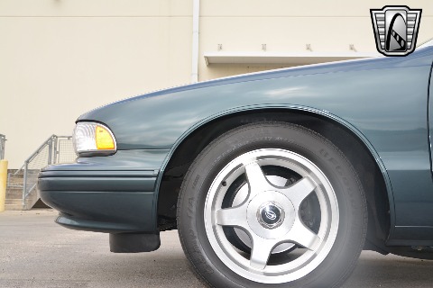 1996 Chevrolet Impala image 14
