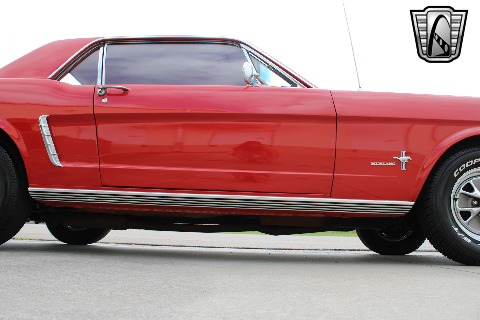 1965 Ford Mustang image 32
