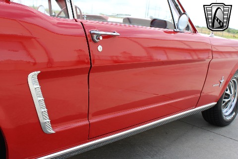 1965 Ford Mustang image 66