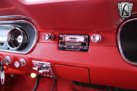 1965 Ford Mustang image 118