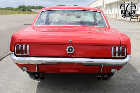 1965 Ford Mustang image 21