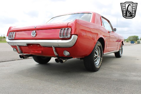 1965 Ford Mustang image 25