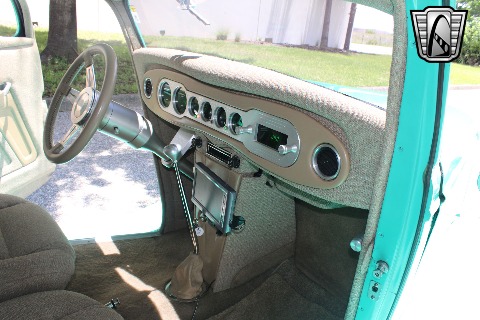 1934 Ford Street Rod image 81