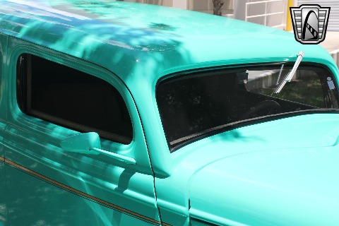 1934 Ford Street Rod image 31