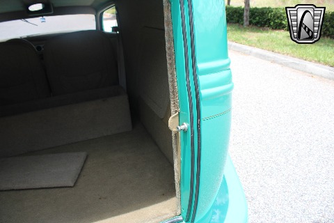 1934 Ford Street Rod image 102