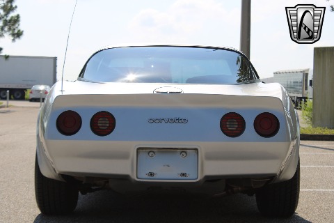 1981 Chevrolet Corvette image 16