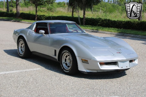 1981 Chevrolet Corvette image 24