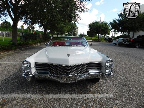1965 Cadillac DeVille image 3