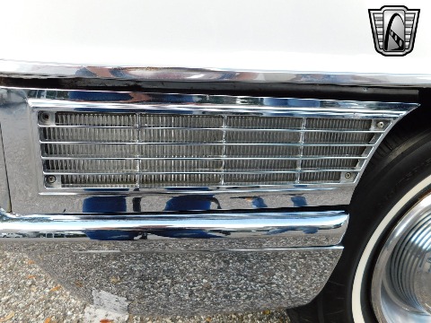 1965 Cadillac DeVille image 34