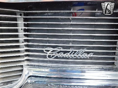 1965 Cadillac DeVille image 37